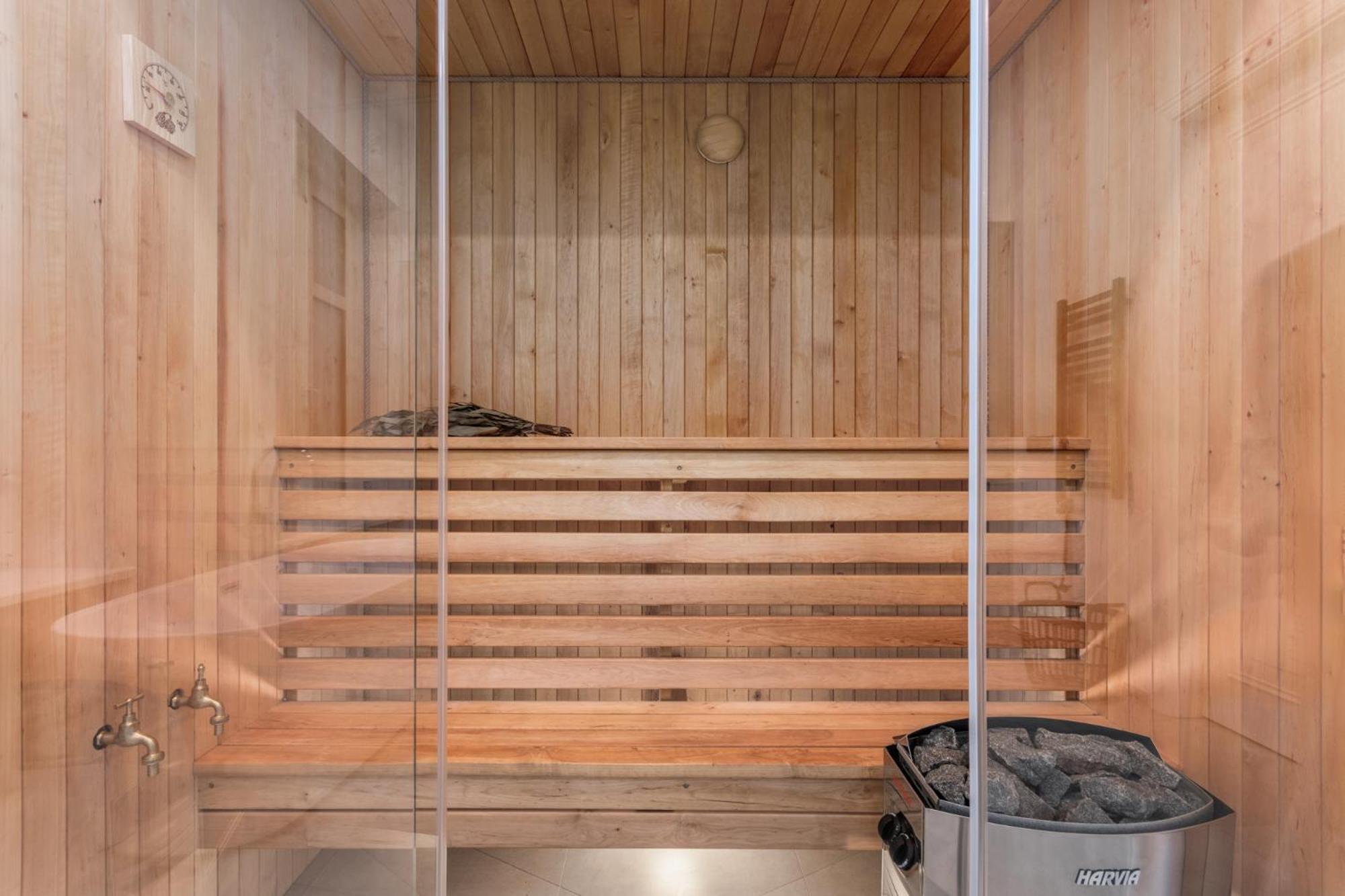 A++ Executive Apartment With Luxury Sauna Room Riga Room photo